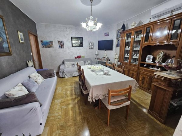 appartamento in vendita a Vallecrosia