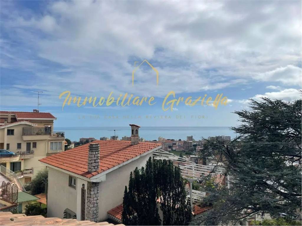 casa indipendente in vendita a Vallecrosia