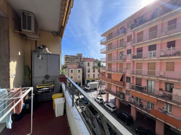 appartamento in vendita a Vallecrosia