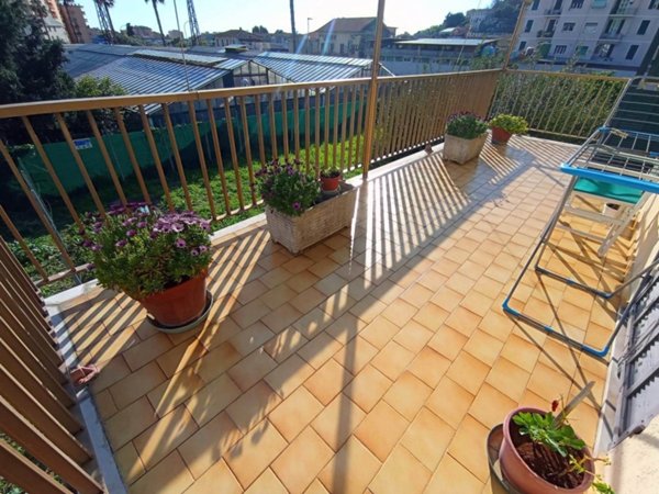 casa indipendente in vendita a Vallecrosia
