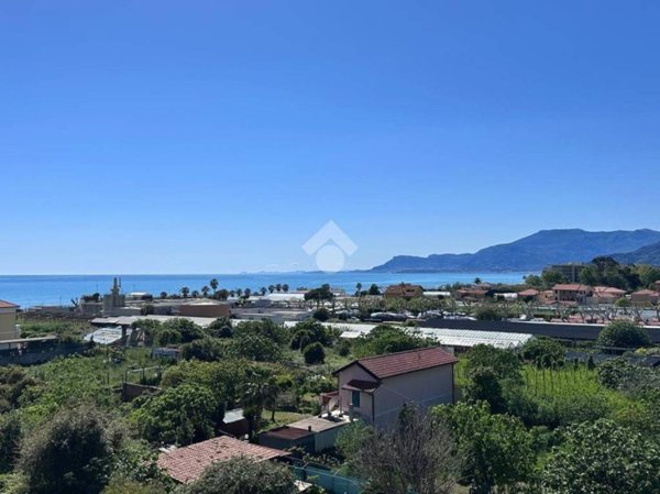 appartamento in vendita a Vallecrosia