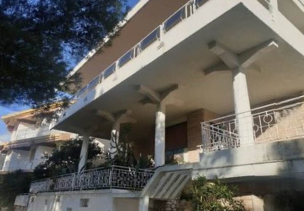 casa indipendente in vendita a Vallecrosia