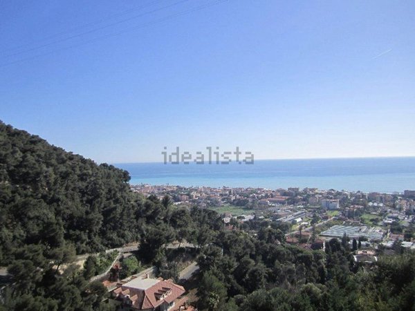appartamento in vendita a Vallecrosia