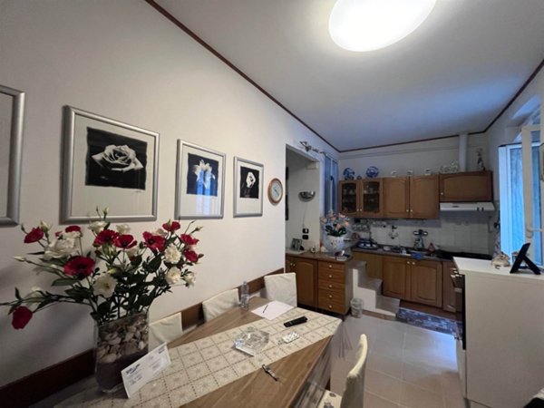 appartamento in vendita a Vallecrosia in zona Vallecrosia Alta