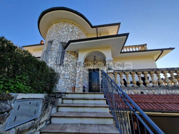 casa indipendente in vendita a Vallecrosia