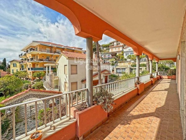 appartamento in vendita a Vallecrosia