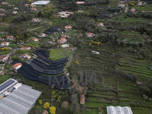 appartamento in vendita a Vallecrosia in zona Vallecrosia Alta