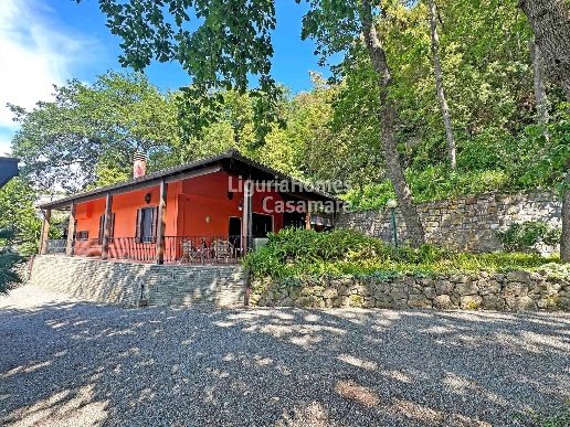 casa indipendente in vendita a Vallecrosia