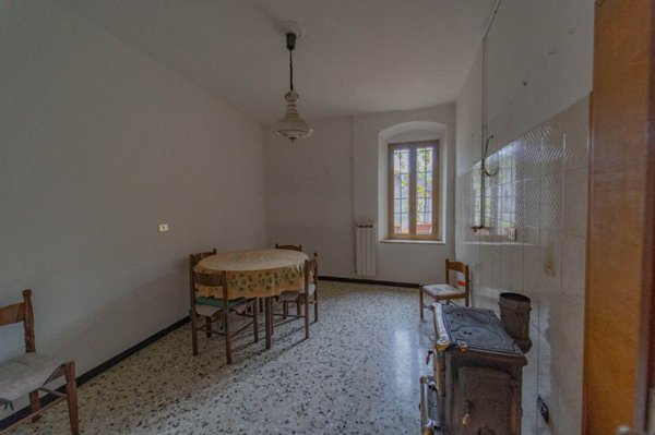 appartamento in vendita a Vallecrosia in zona Vallecrosia Alta