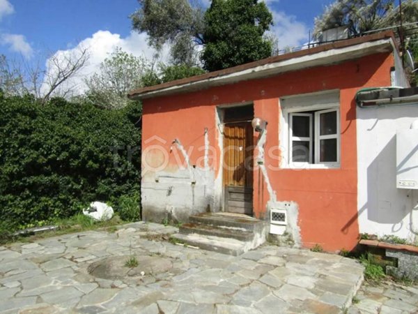 casa indipendente in vendita a Vallecrosia