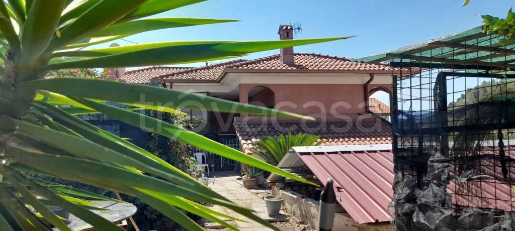 casa indipendente in vendita a Vallecrosia