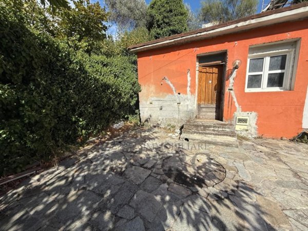 casa indipendente in vendita a Vallecrosia