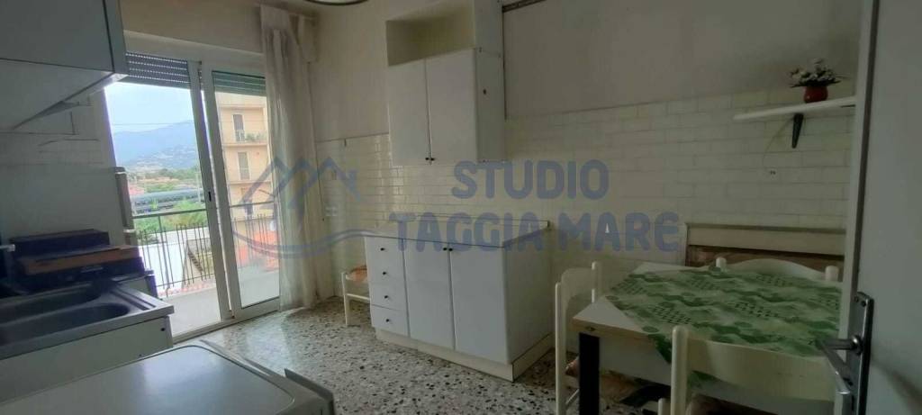 appartamento in vendita a Vallecrosia