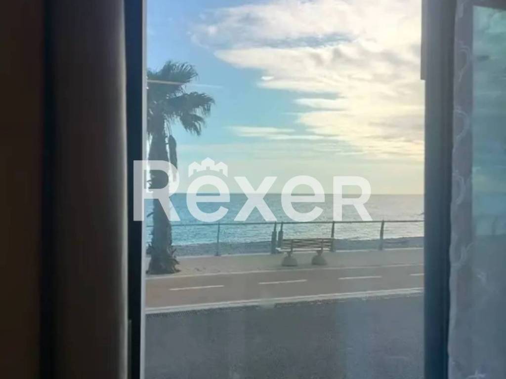 appartamento in vendita a Vallecrosia