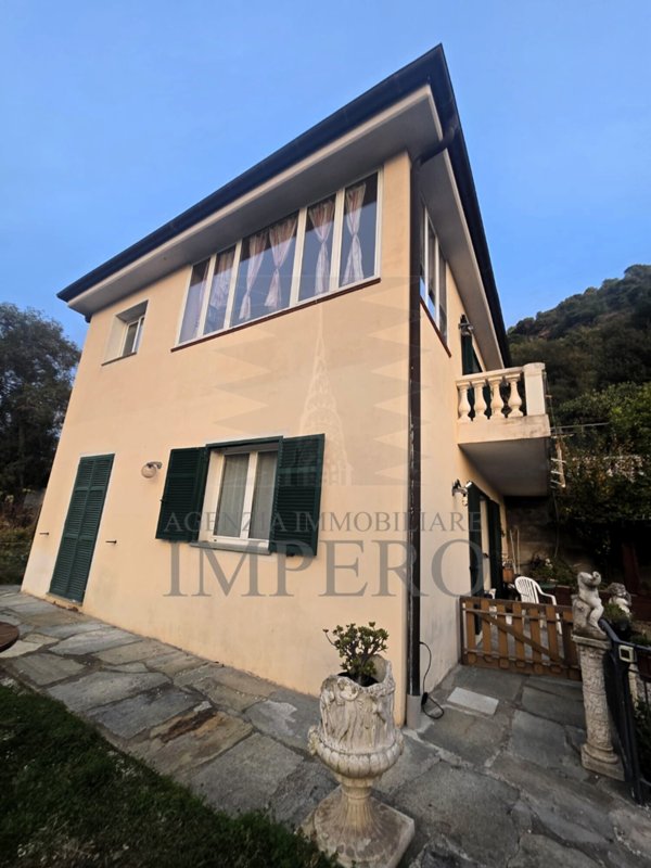 casa indipendente in vendita a Vallecrosia