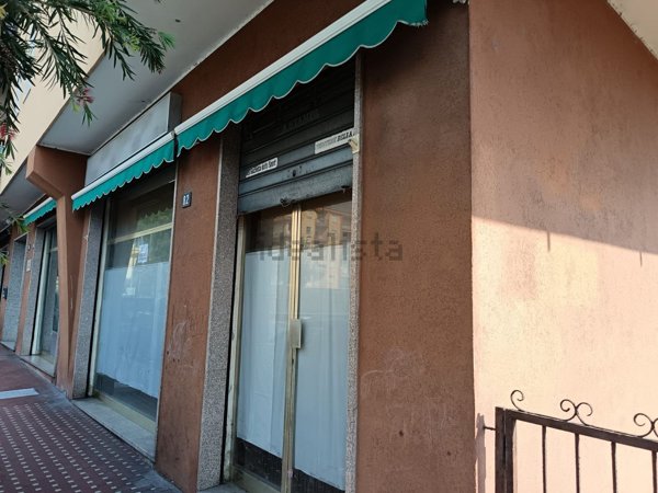 negozio in vendita a Vallecrosia
