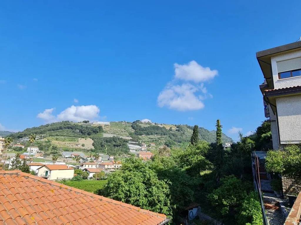 appartamento in vendita a Vallecrosia