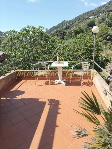 casa indipendente in vendita a Vallecrosia