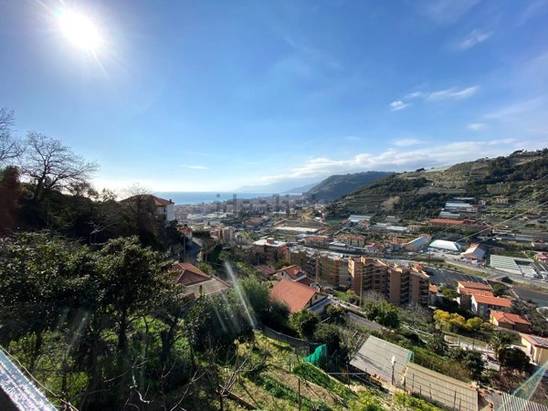 locale di sgombero in vendita a Vallecrosia