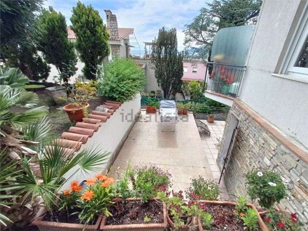 casa indipendente in vendita a Vallecrosia