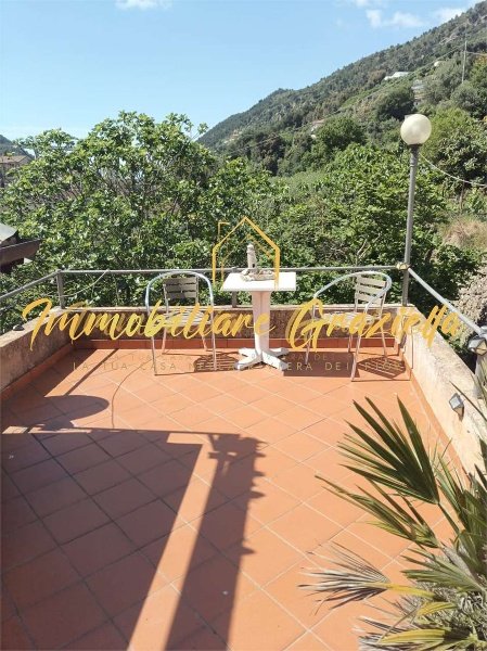 casa indipendente in vendita a Vallecrosia