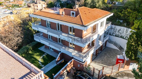 appartamento in vendita a Vallecrosia