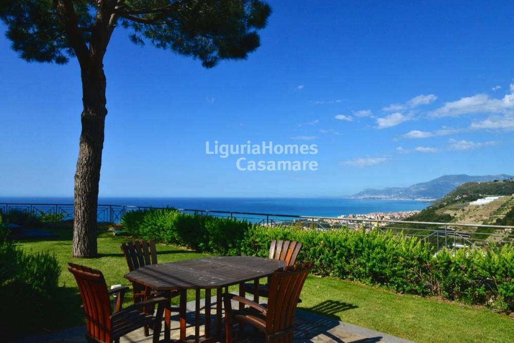 casa indipendente in vendita a Vallecrosia