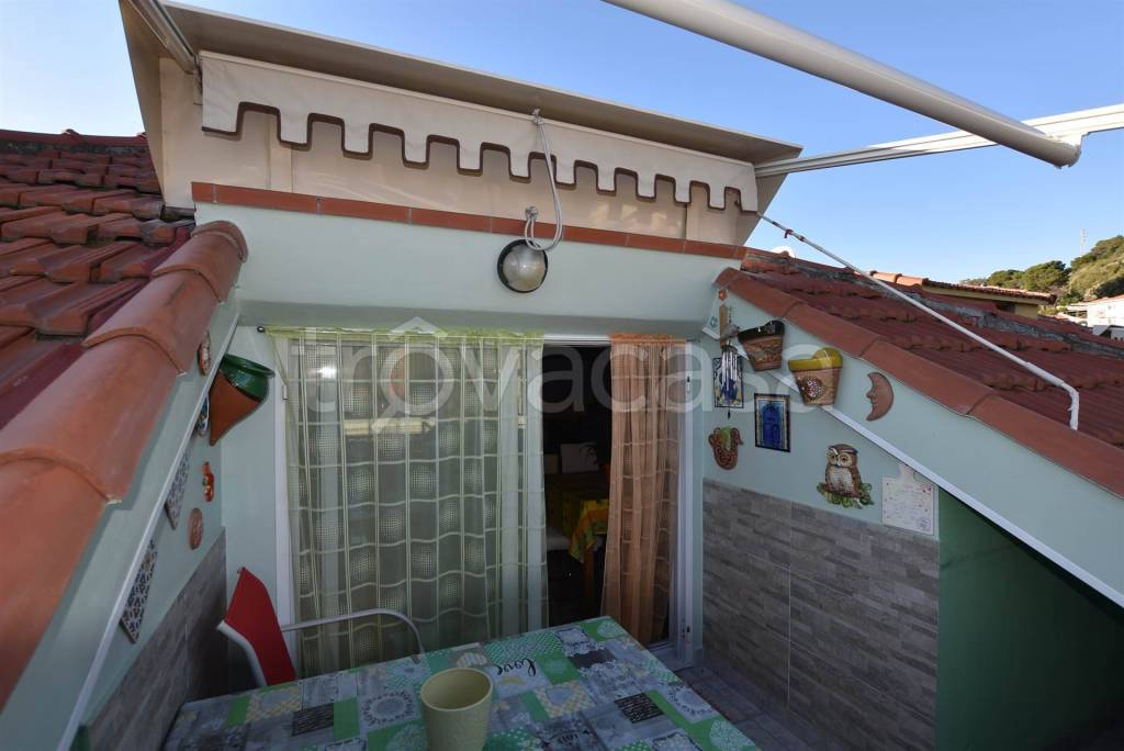 appartamento in vendita a Vallecrosia