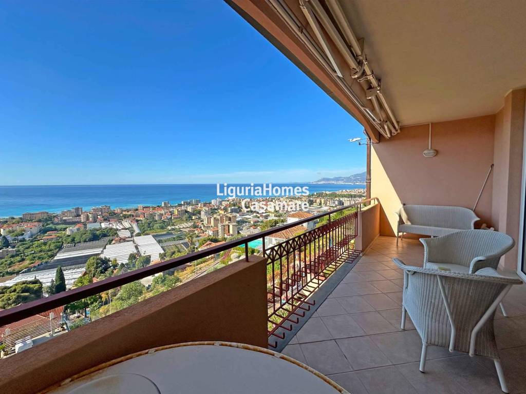 appartamento in vendita a Vallecrosia