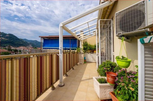 appartamento in vendita a Vallecrosia