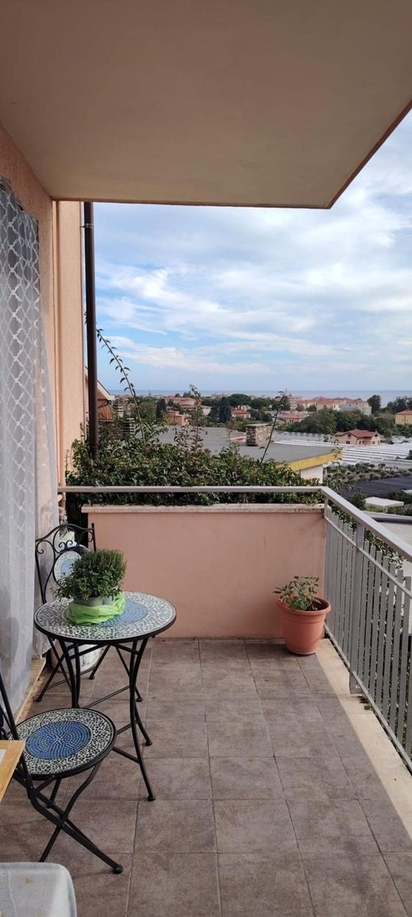 appartamento in vendita a Vallecrosia