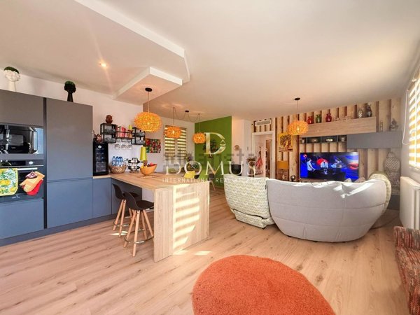 casa indipendente in vendita a Vallecrosia