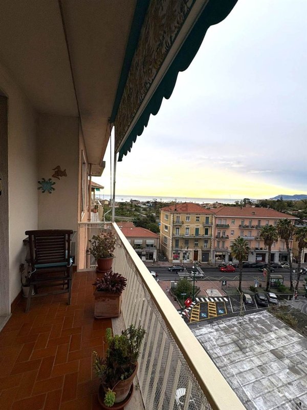 appartamento in vendita a Vallecrosia