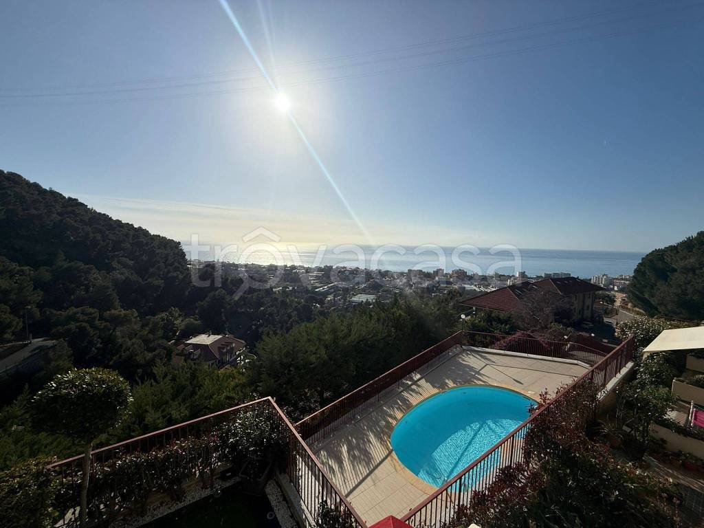 appartamento in vendita a Vallecrosia