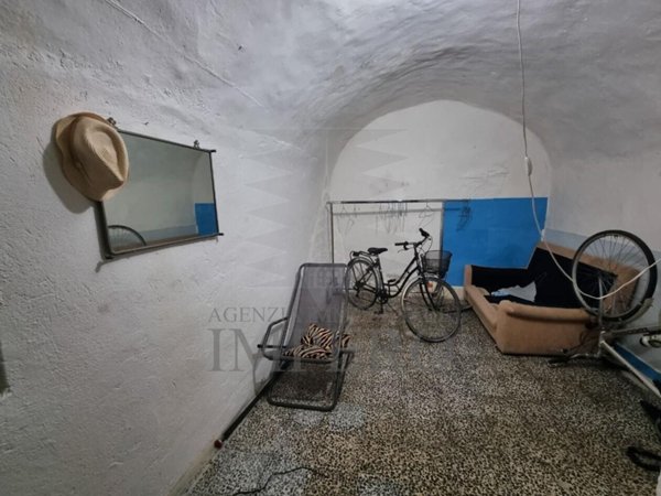 casa indipendente in vendita a Vallecrosia