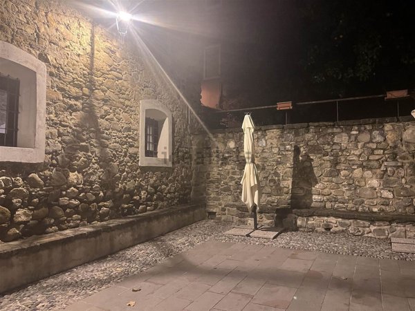 casa semindipendente in vendita a Vallecrosia in zona Vallecrosia Alta