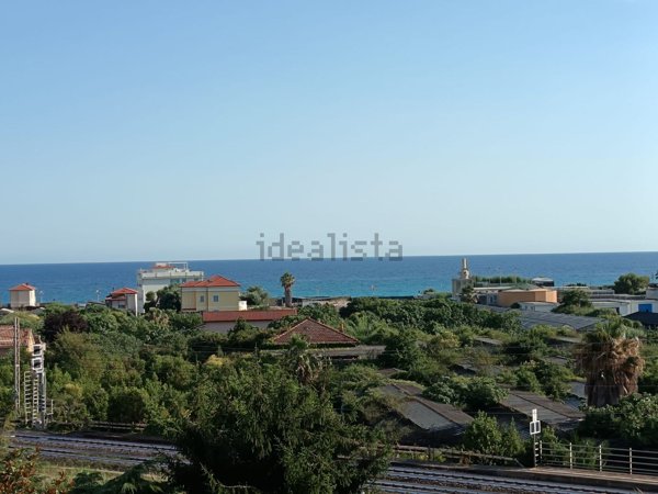 appartamento in vendita a Vallecrosia