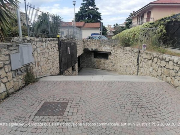 ufficio in vendita a Vallecrosia