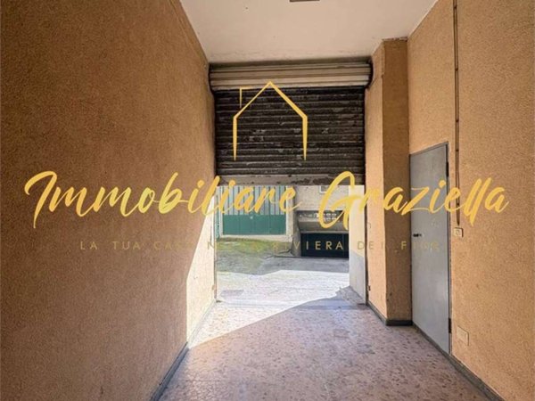 locale di sgombero in vendita a Vallecrosia