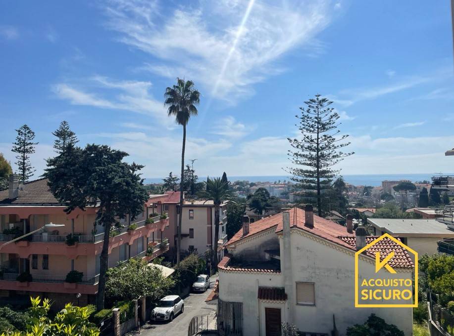 casa indipendente in vendita a Vallecrosia