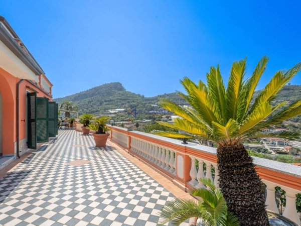 casa indipendente in vendita a Vallecrosia