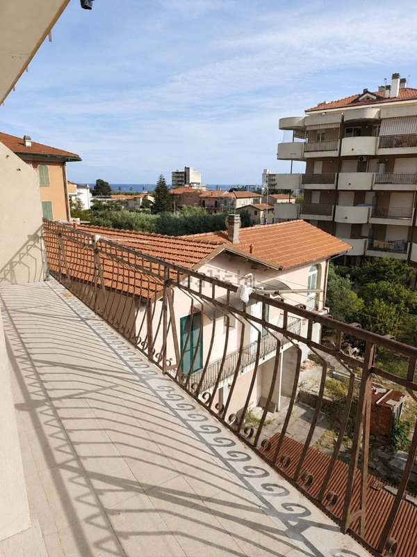 appartamento in vendita a Vallecrosia