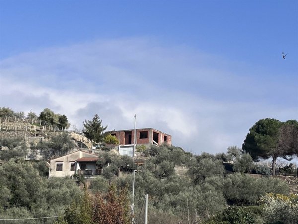 casa indipendente in vendita a Vallecrosia