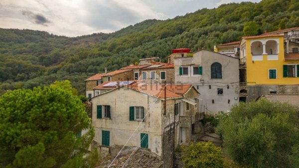casa semindipendente in vendita a Vasia in zona Pantasina