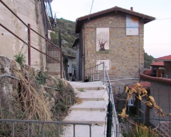 appartamento in vendita a Ventimiglia in zona Sant'Antonio