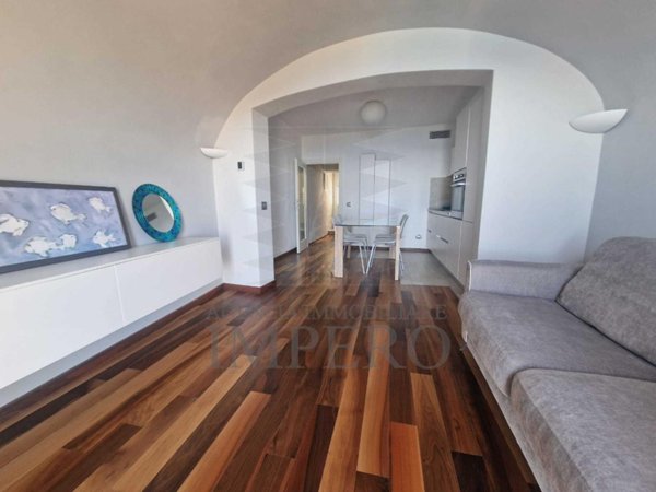 casa indipendente in vendita a Ventimiglia in zona Grimaldi