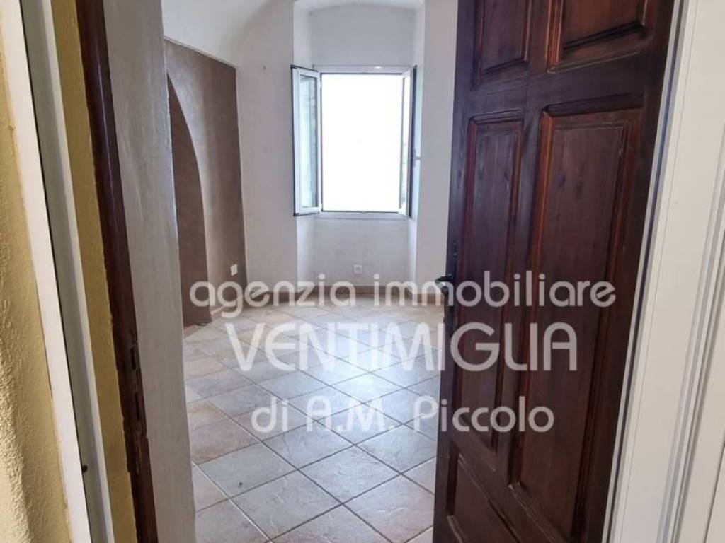 appartamento in vendita a Ventimiglia in zona Grimaldi