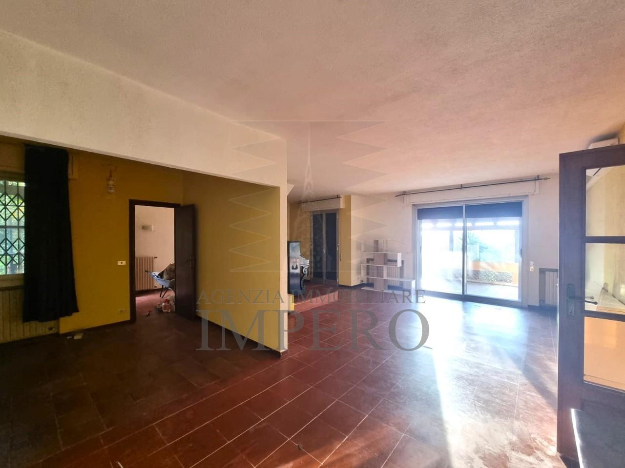 casa indipendente in vendita a Ventimiglia in zona Mortola Superiore