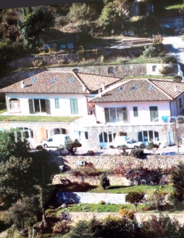 casa indipendente in vendita a Ventimiglia in zona San Lorenzo
