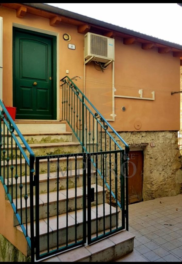 appartamento in vendita a Ventimiglia in zona Bevera